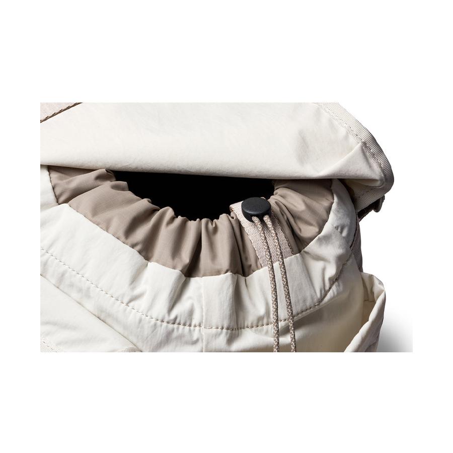 Bellroy Cinch Minipack Oat Oat