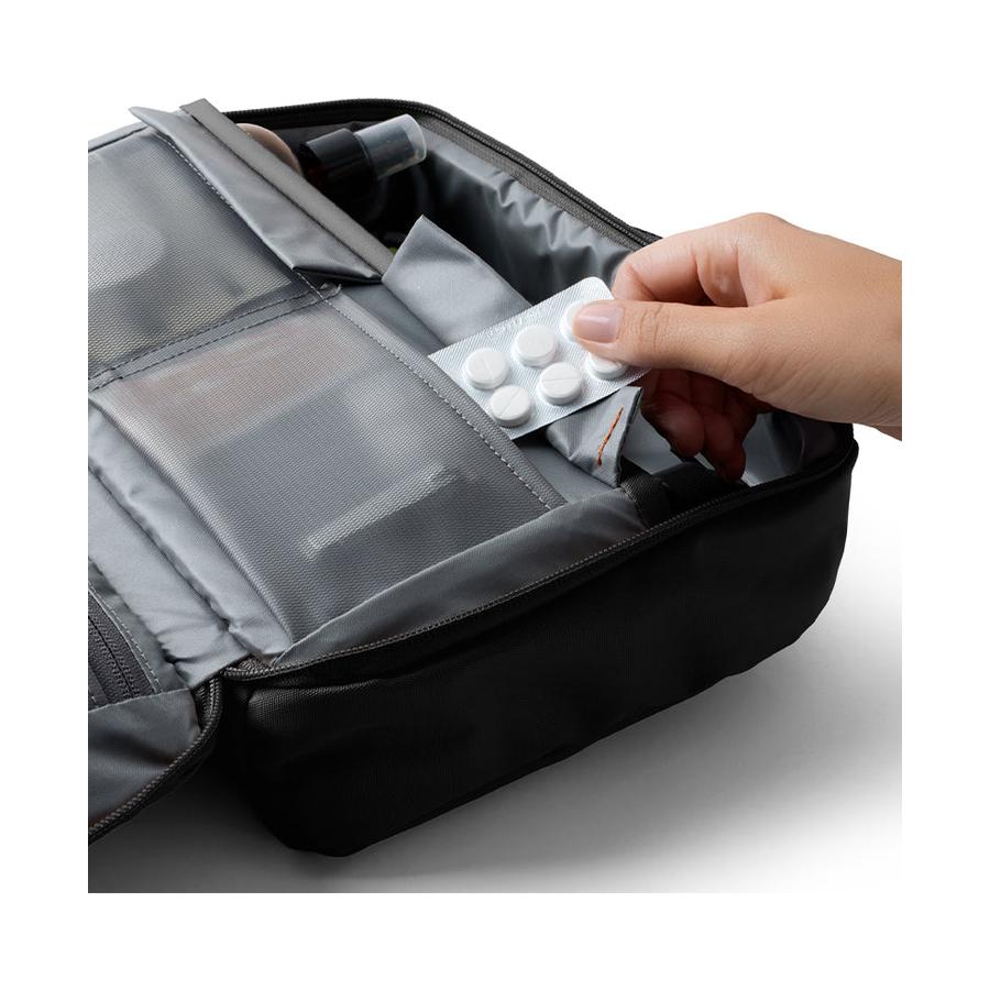 Bellroy Hanging Toiletry Kit Plus Black Black