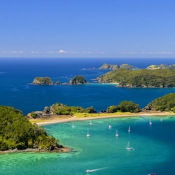5. Bay of Islands
