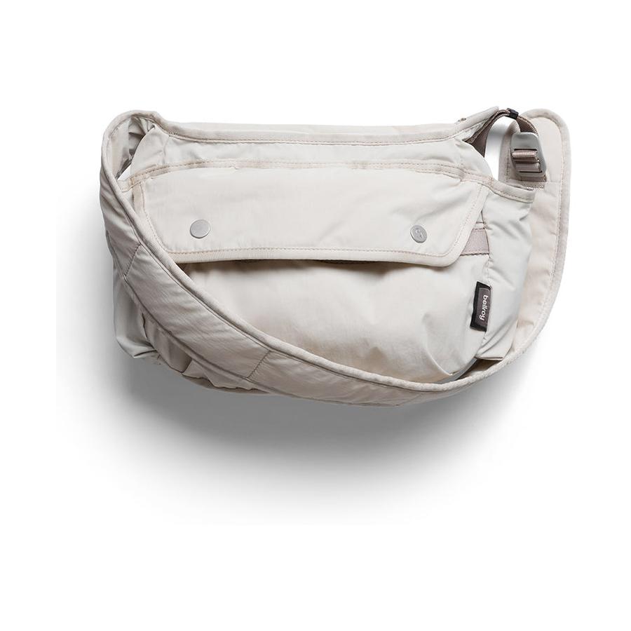 Bellroy Cinch Sling Oat Oat