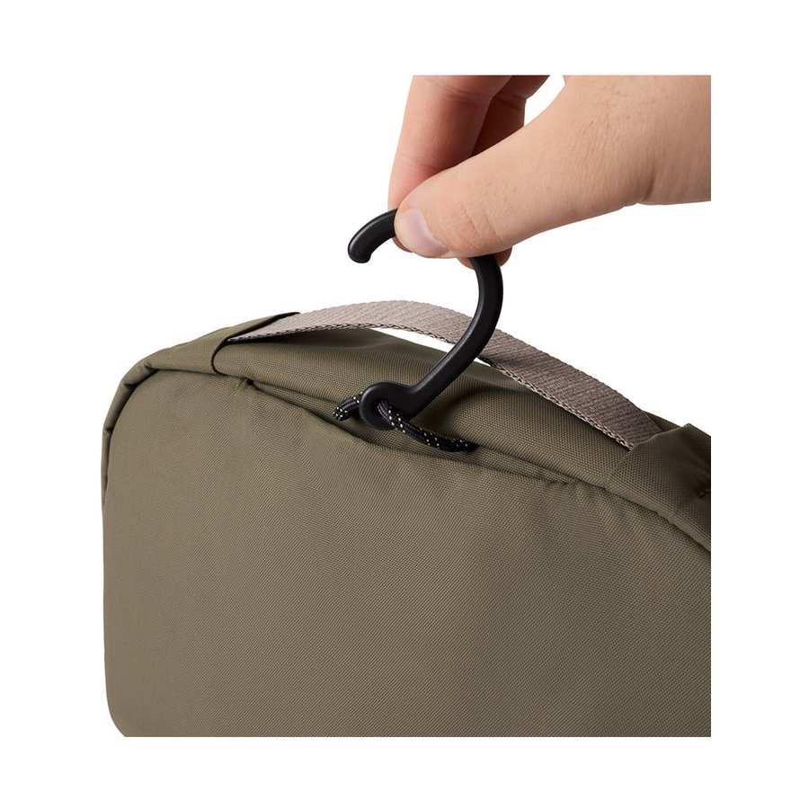 Bellroy Hanging Toiletry Kit Sea Kelp Sea Kelp