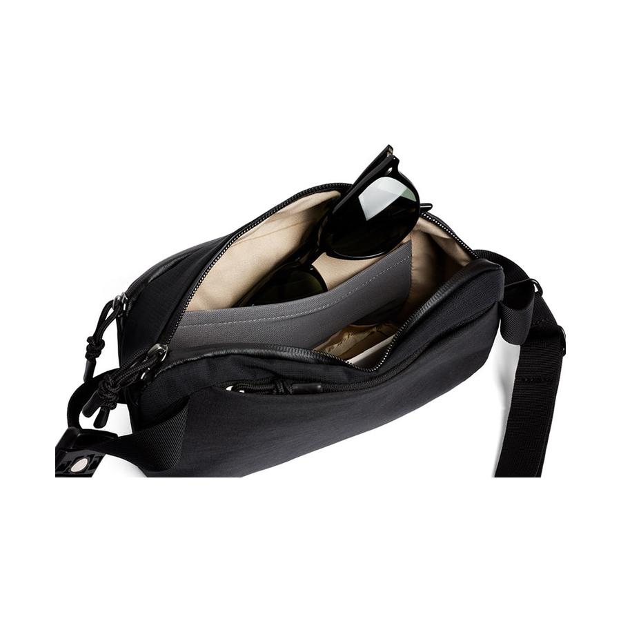 Bellroy Venture Ready Sling 2.5L Black Black