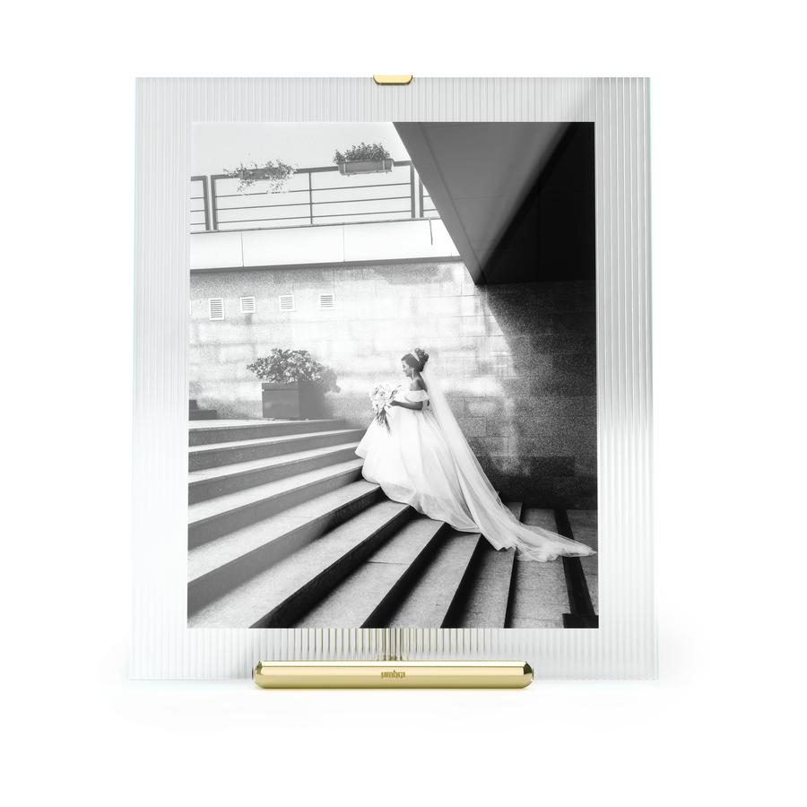 Umbra Flute 20 x 25cm Picture Frame Brass Brass