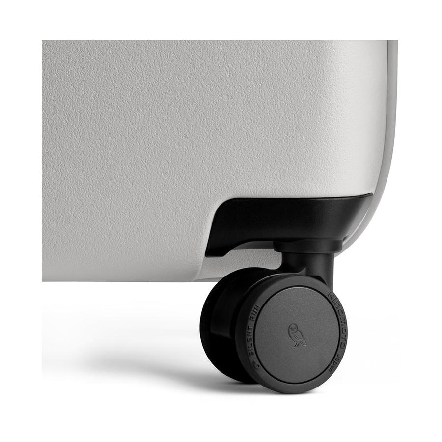 Bellroy Transit 55cm Hardside Carry-On Suitcase Chalk Chalk