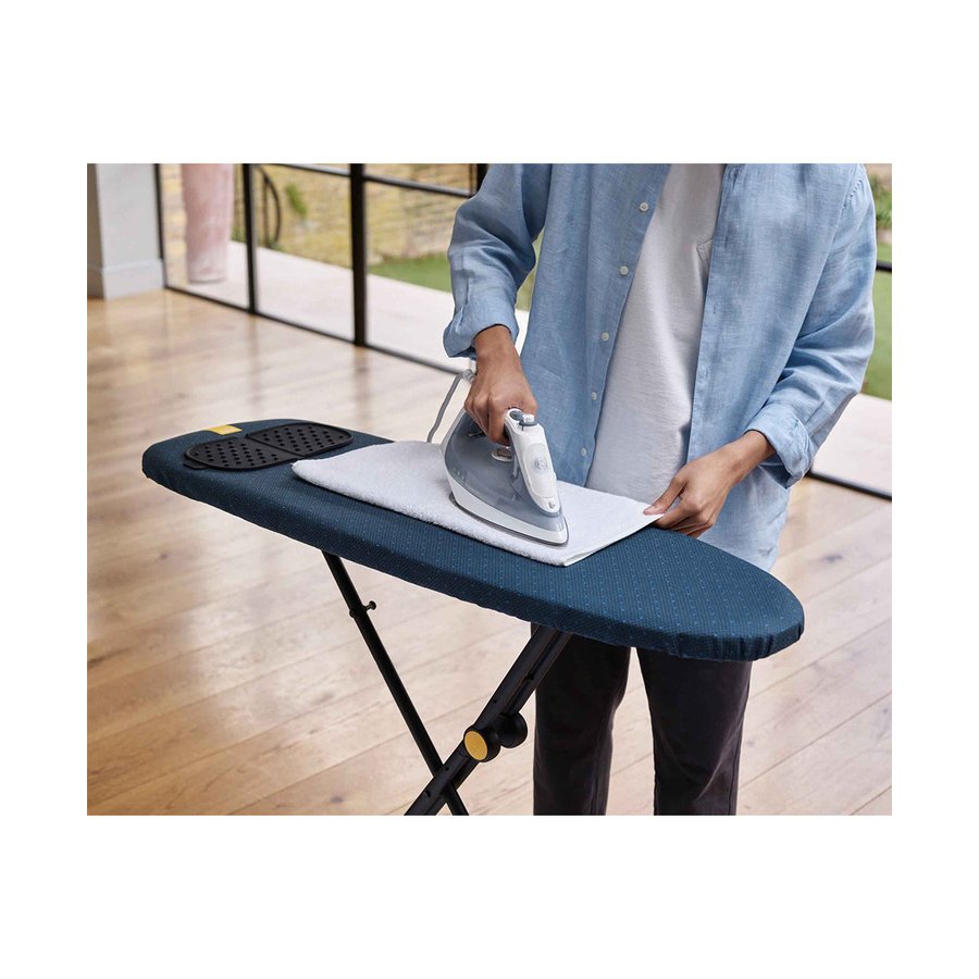 Joseph Joseph Glide Compact 110cm Easy-Store Ironing Board Blue Blue
