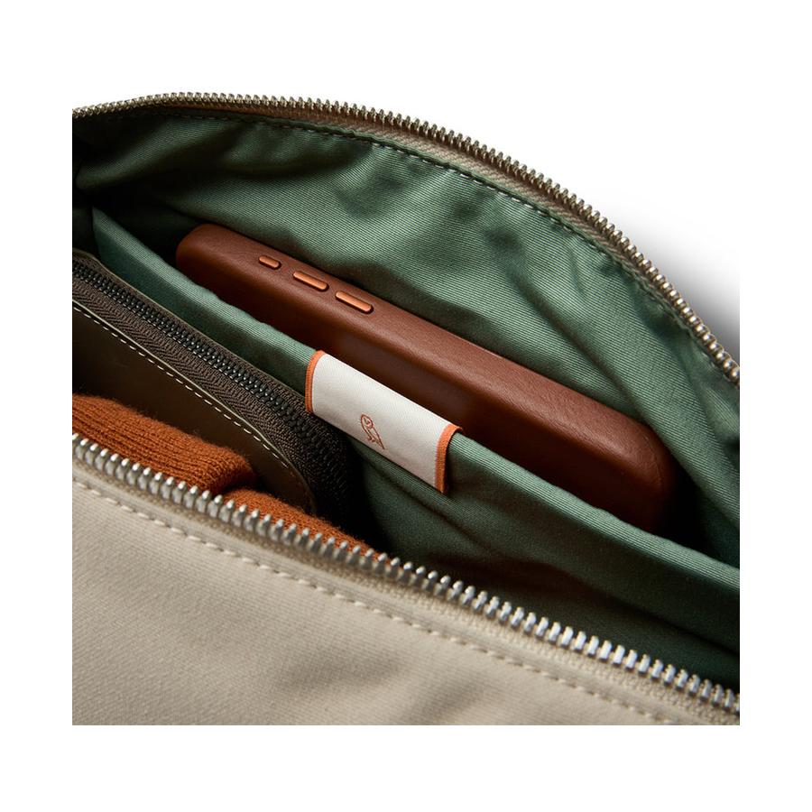 Bellroy Classic Sling 7L Tahini Tahini
