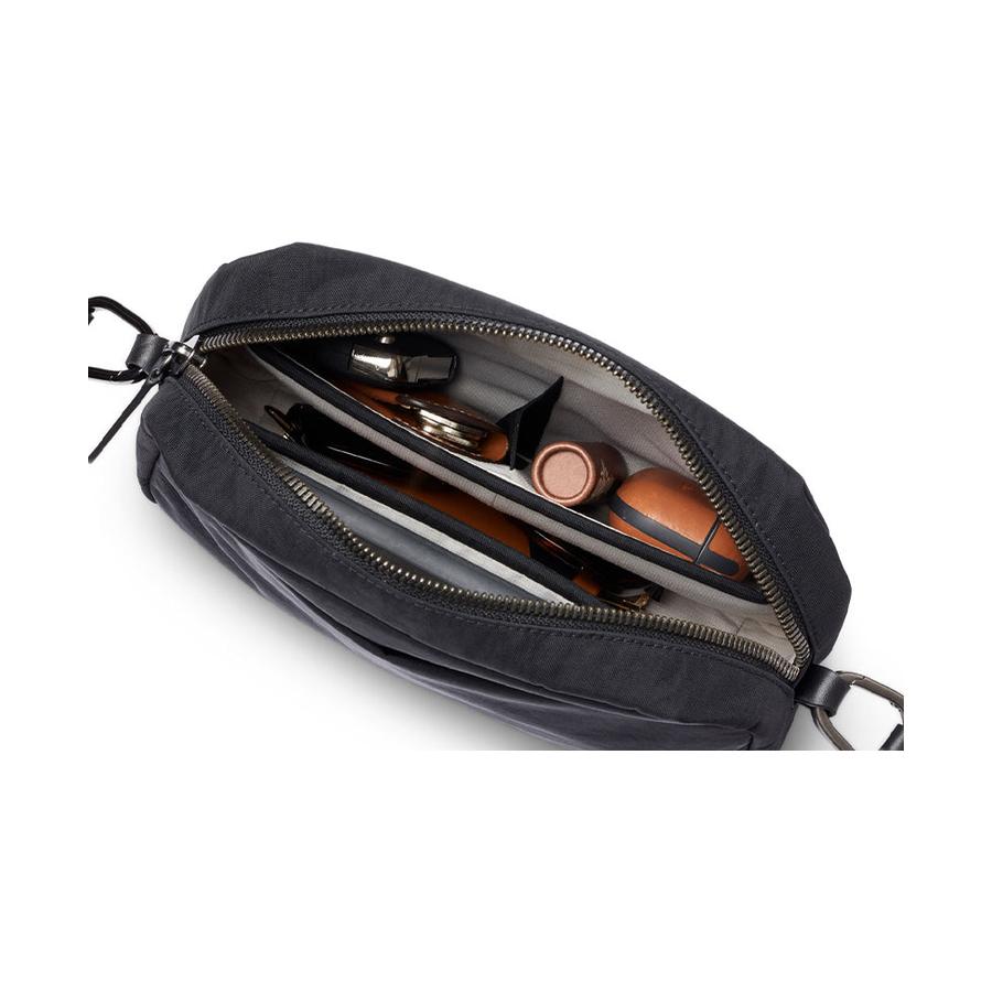Bellroy Tokyo Crossbody Raven Raven
