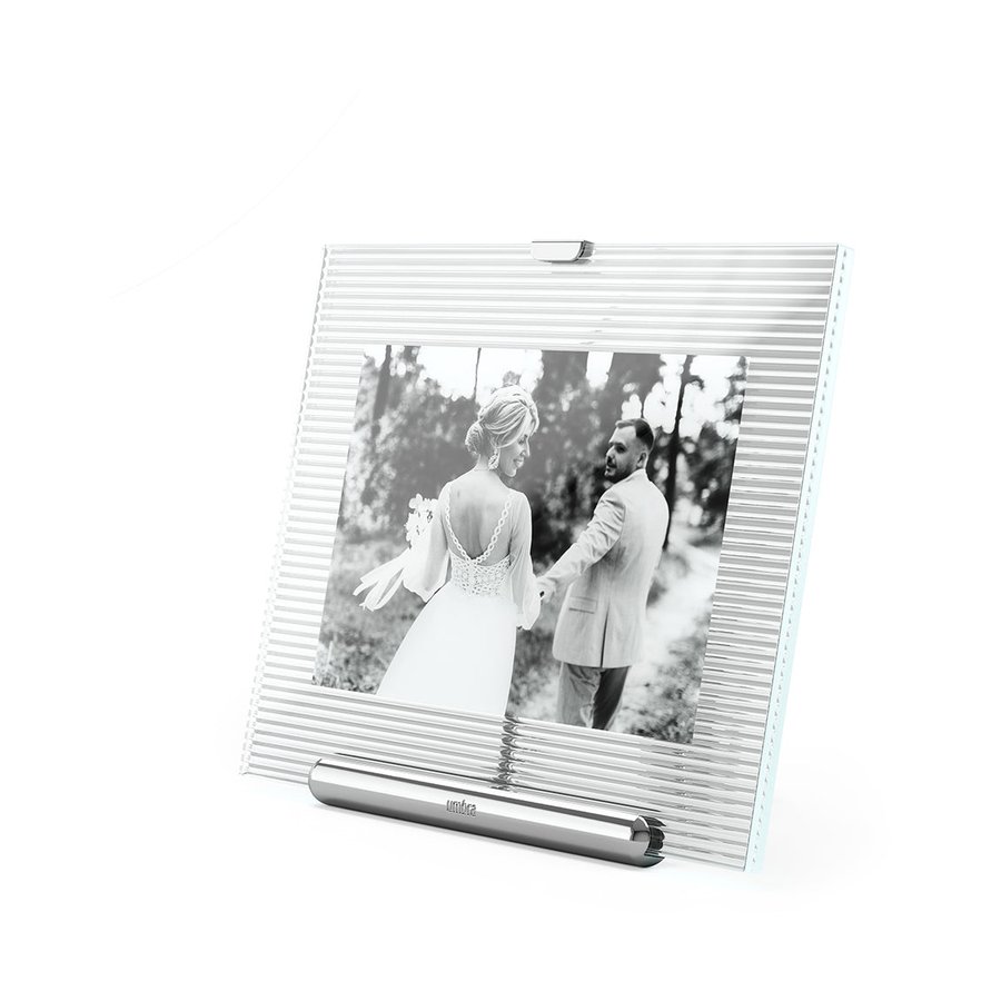 Umbra Flute 10 x 15cm Picture Frame Chrome Chrome