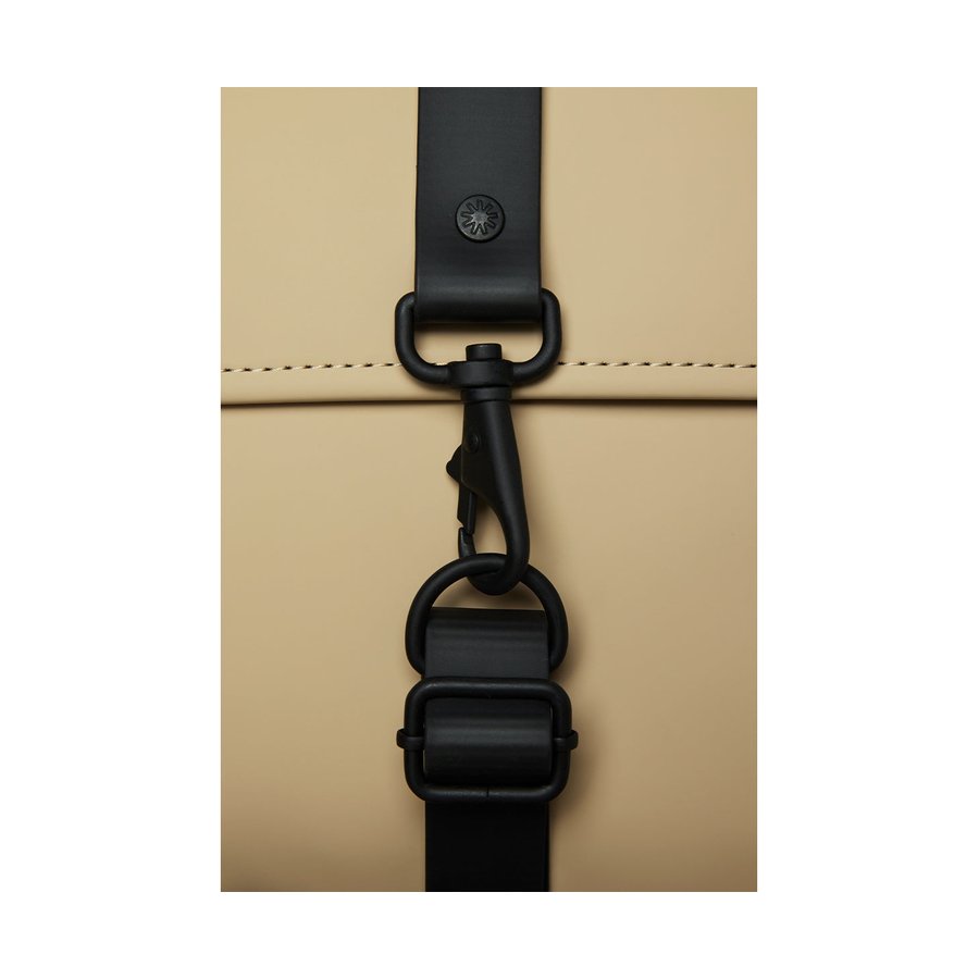 Rains Messenger Bag Sand Sand