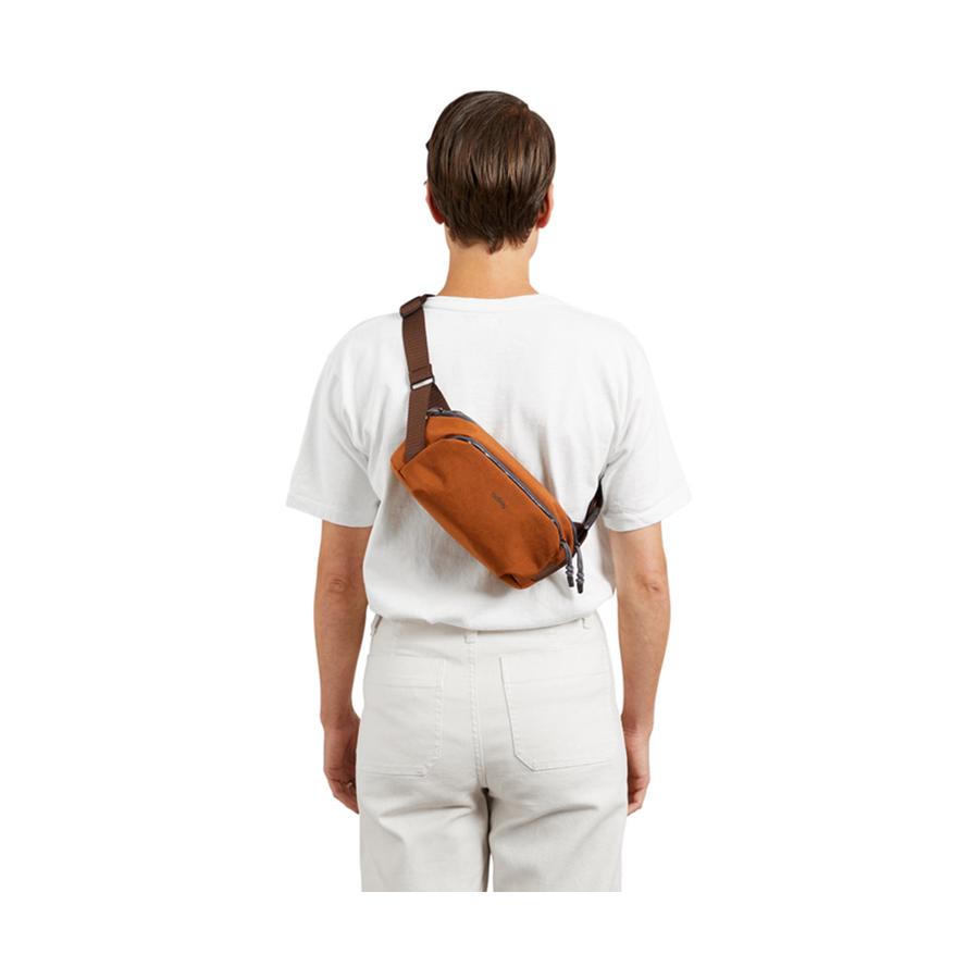 Bellroy Venture Ready Sling 2.5L Bronze Bronze