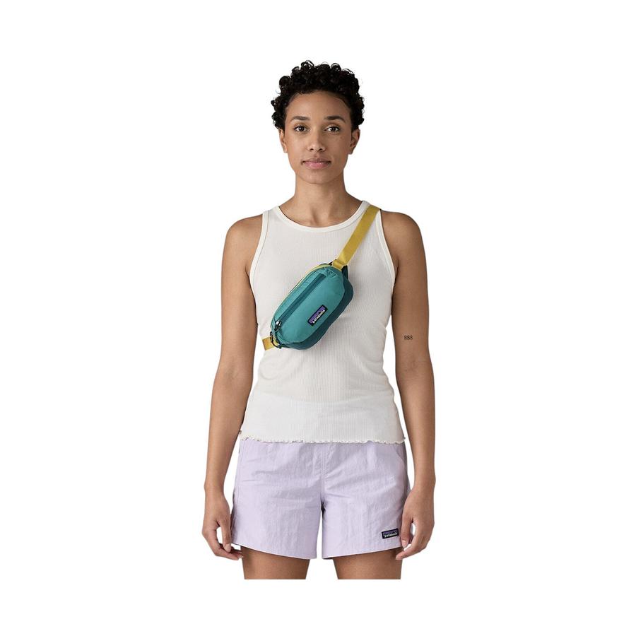 Patagonia Terravia Mini Hip Pack 1L Wetland Blue Wetland Blue