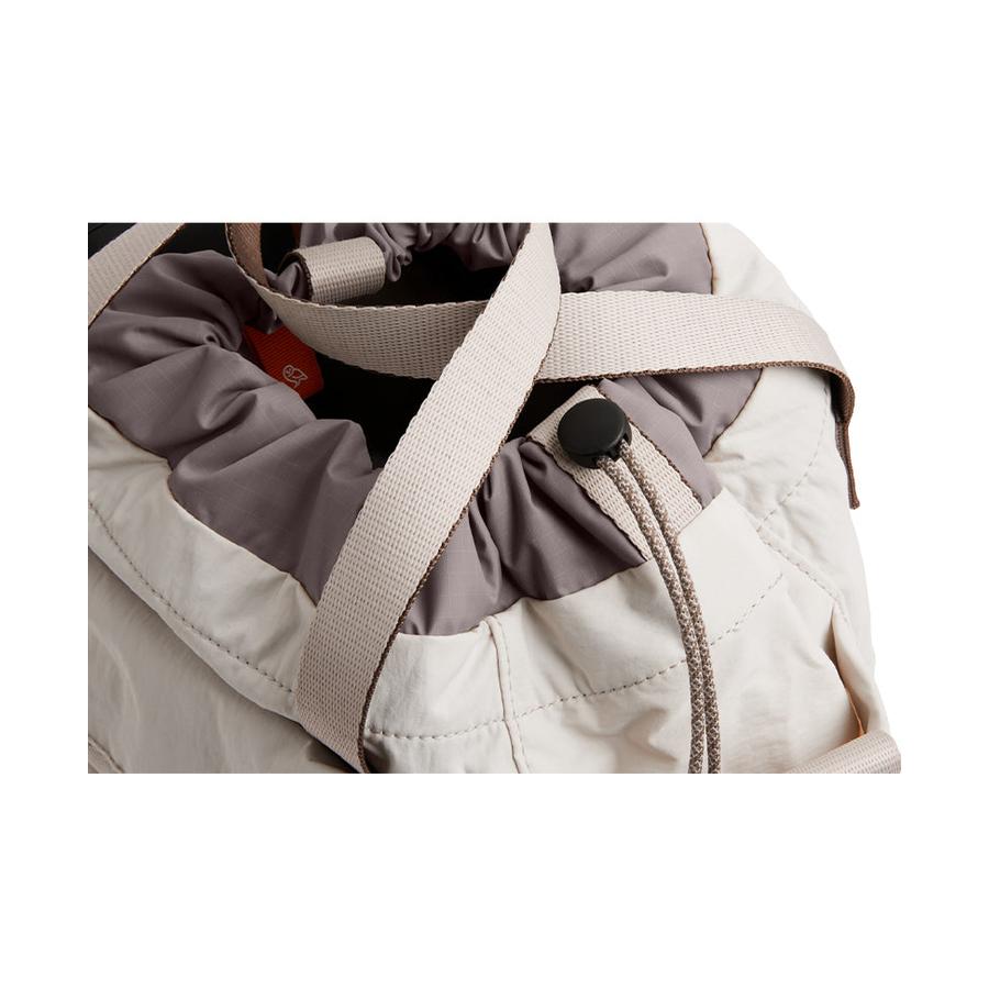 Bellroy Cinch Bucket Bag Oat Oat