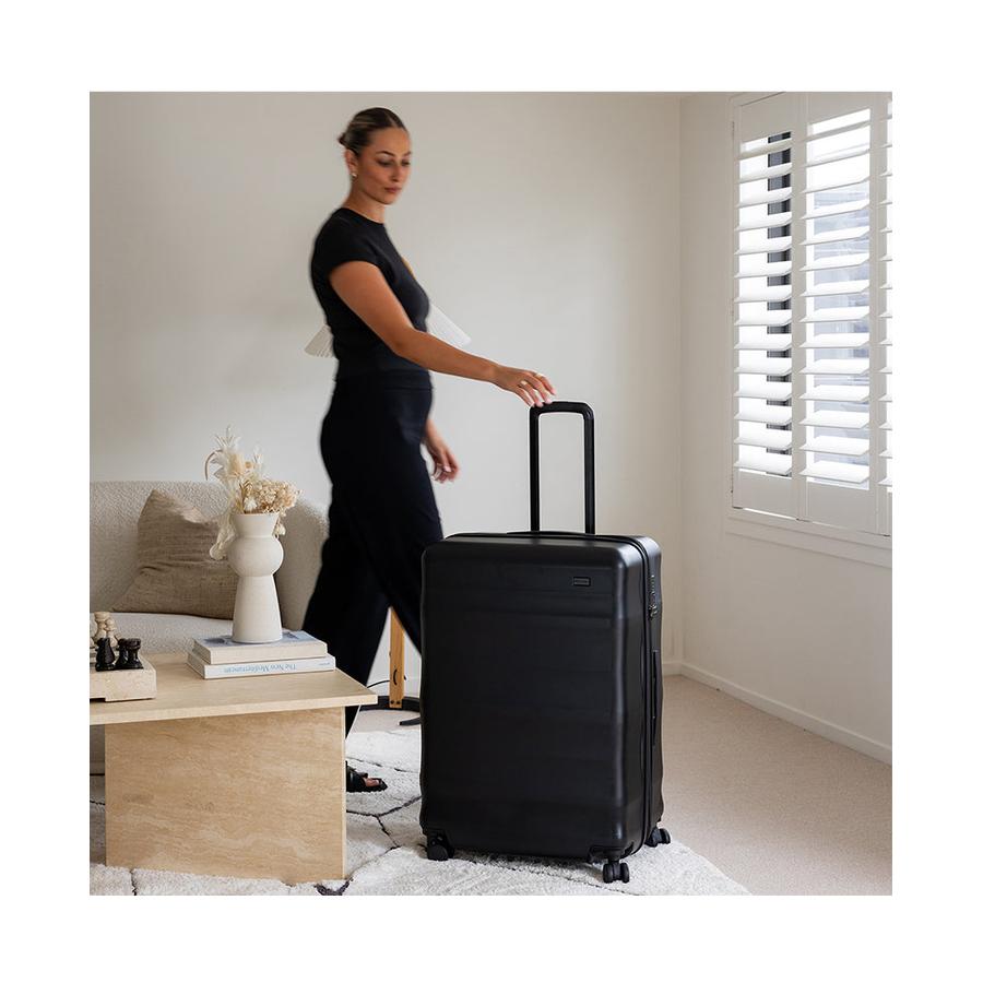 Explorer Luna-Air 74cm Hardside Checked Suitcase Black Black