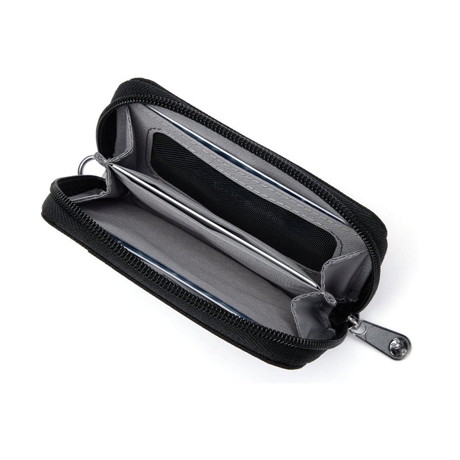 Pacsafe RFIDsafe RFID Blocking Card Wallet Jet Black Jet Black