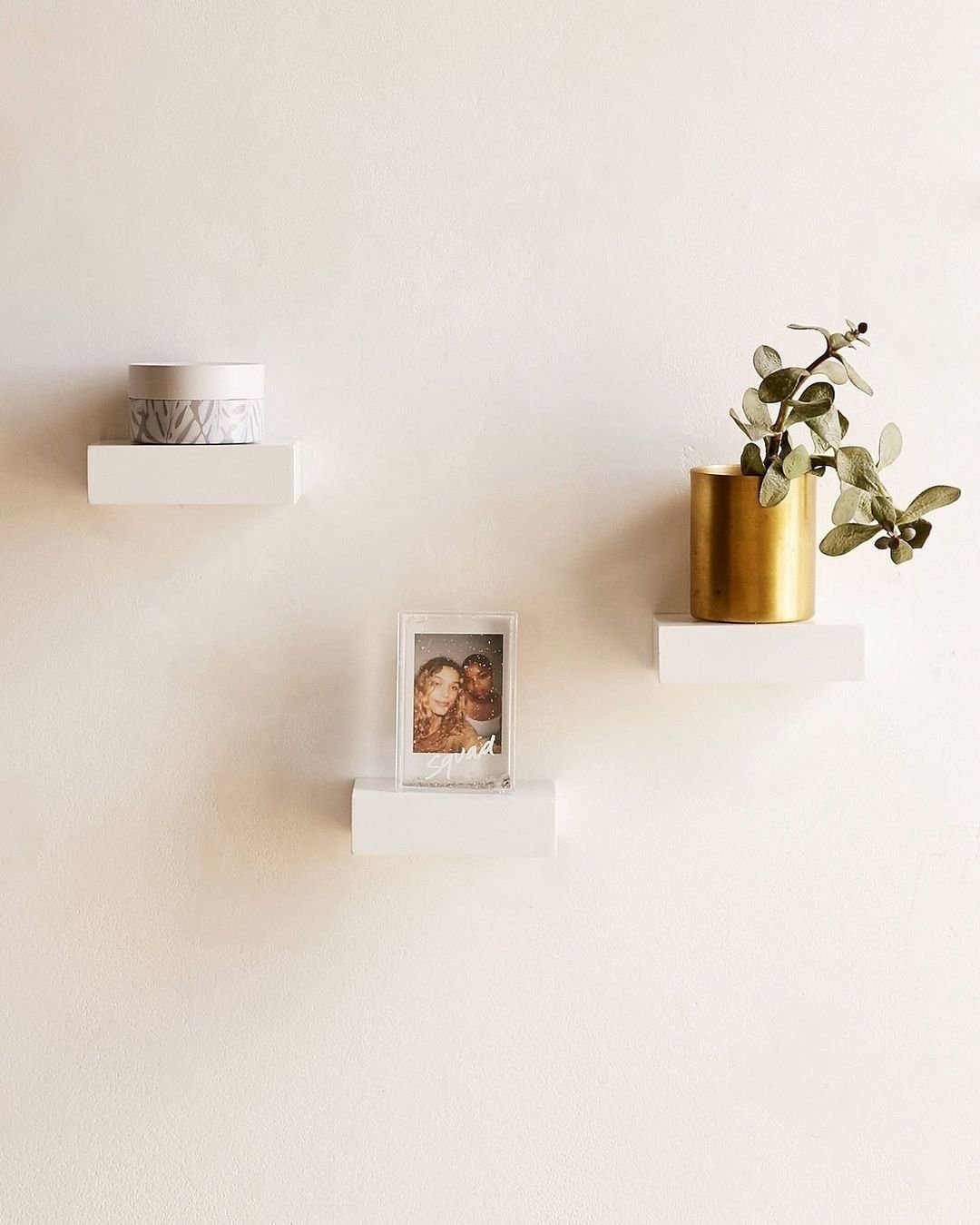 Utilise Wall Space