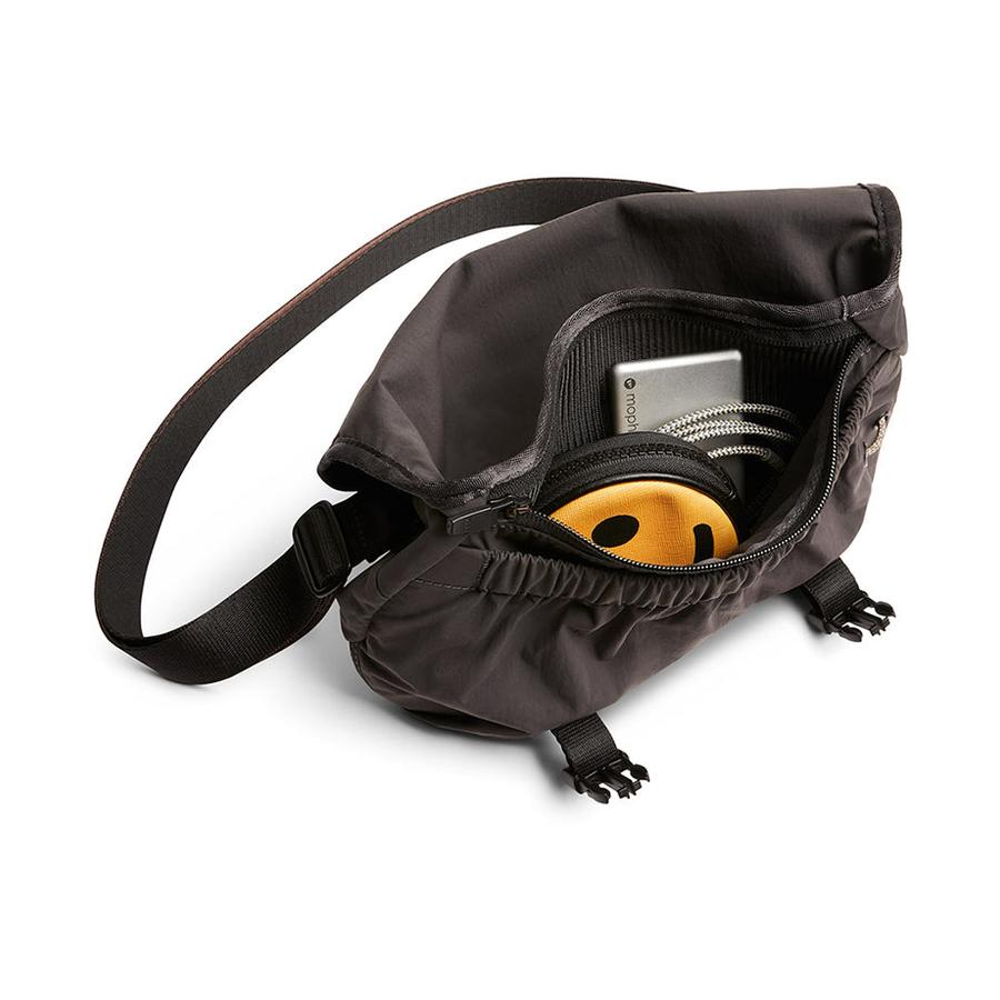 Bellroy Cinch Mini Messenger Black Rock Black Rock
