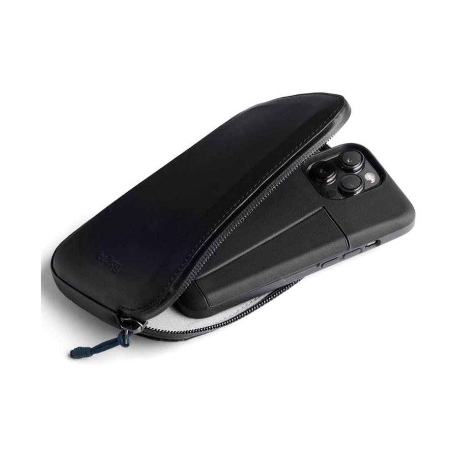 Bellroy All-Conditions Phone Pocket Plus Ink Ink