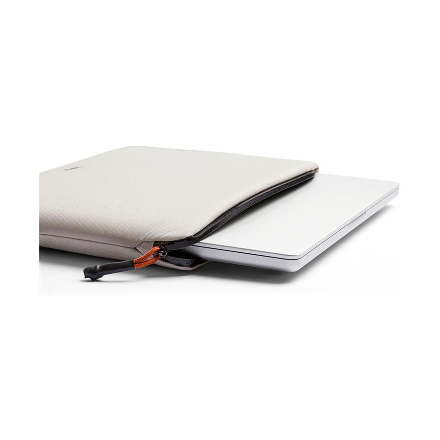 Bellroy Lite 16" Laptop Sleeve Chalk Chalk
