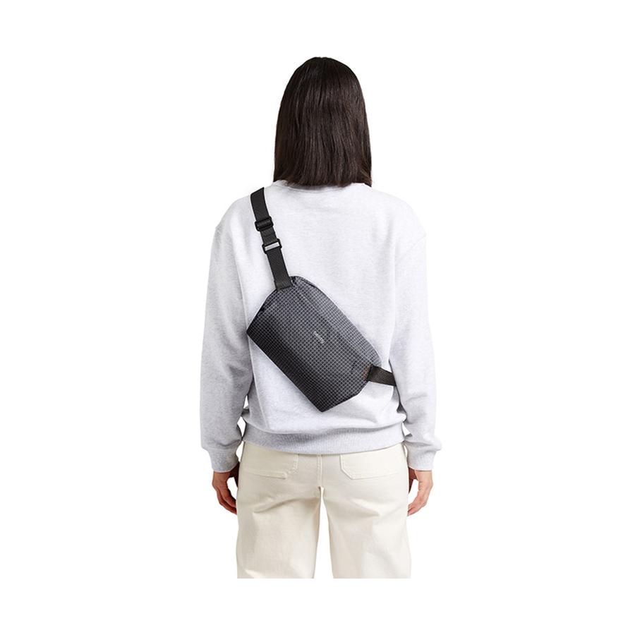 Bellroy Lite Sling Mini Arcade Grey Arcade Grey