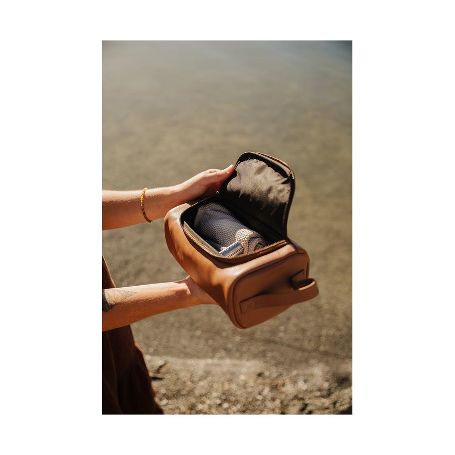 Duffle&Co Ralph Wash Bag Tan Tan