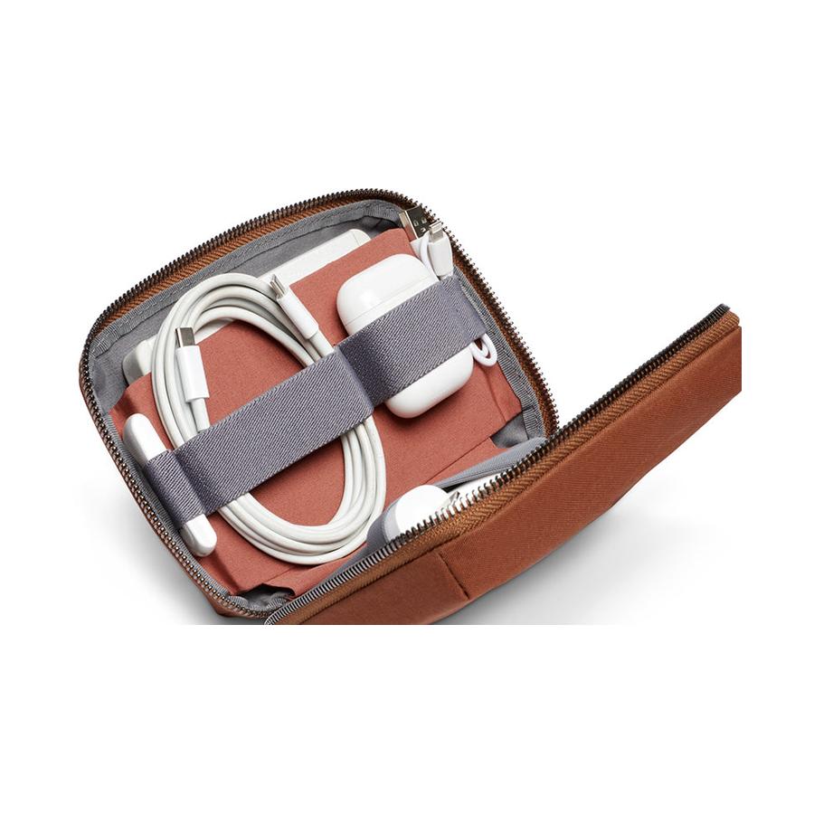 Bellroy Tech Kit Compact Bronze Bronze