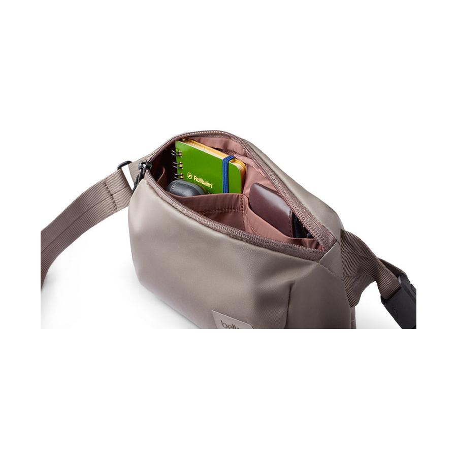 Bellroy Laneway Belt Bag Fawn Fawn