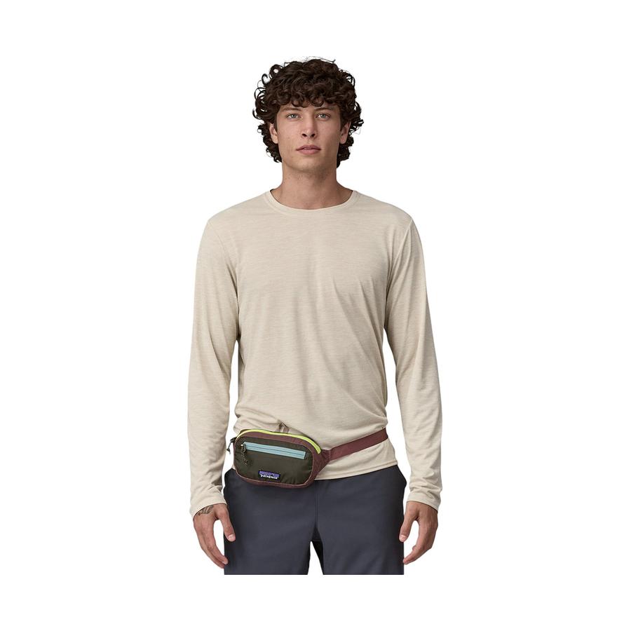 Patagonia Ultralight Black Hole Mini Hip Pack Patchwork: Pine Needle Green Patchwork: Pine Needle Green