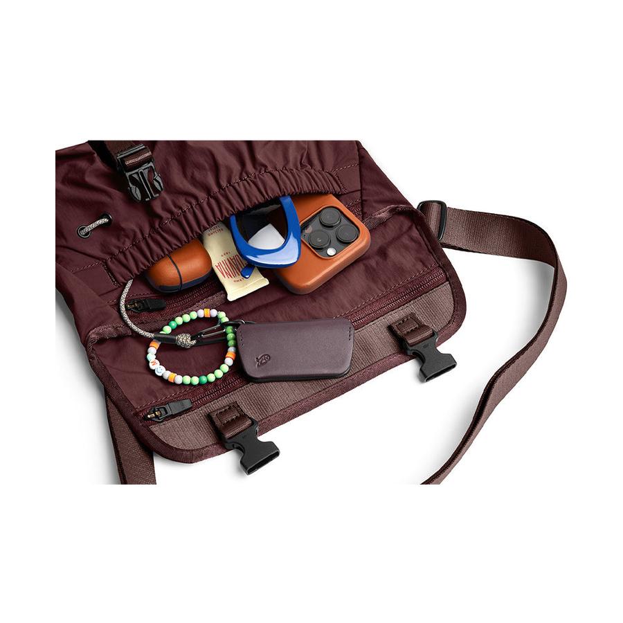 Bellroy Cinch Mini Messenger Burgundy Burgundy