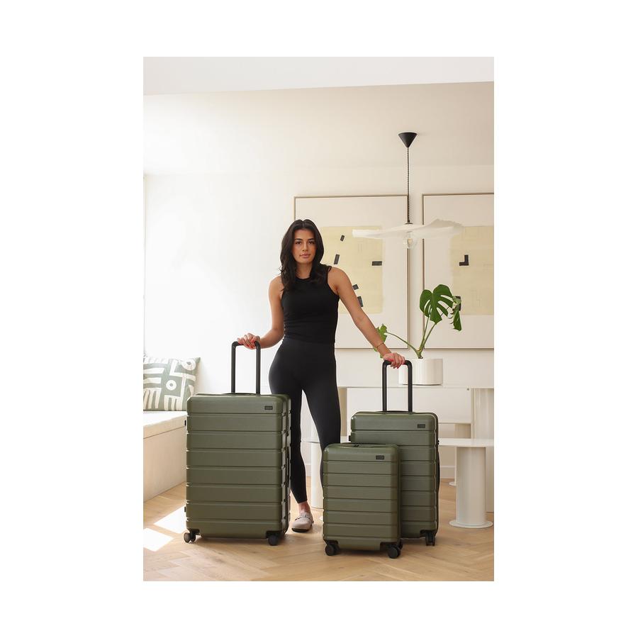 Explorer Arlo Pro 65cm Hardside Expandable Checked Suitcase Evergreen Evergreen