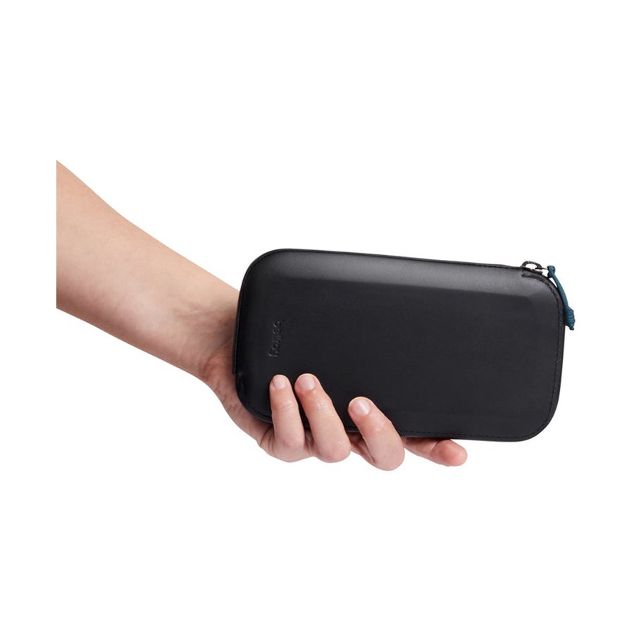 Bellroy All-Conditions Phone Pocket Plus Ink Ink