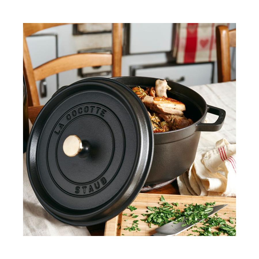 Staub 28cm (6.7L) Round Cocotte Black Black