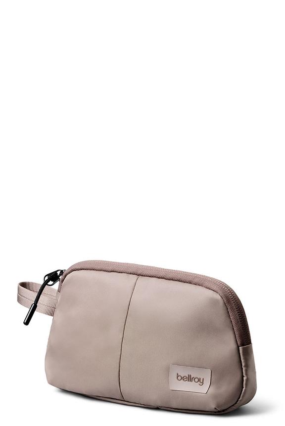 Bellroy Laneway Daily Pouch Fawn