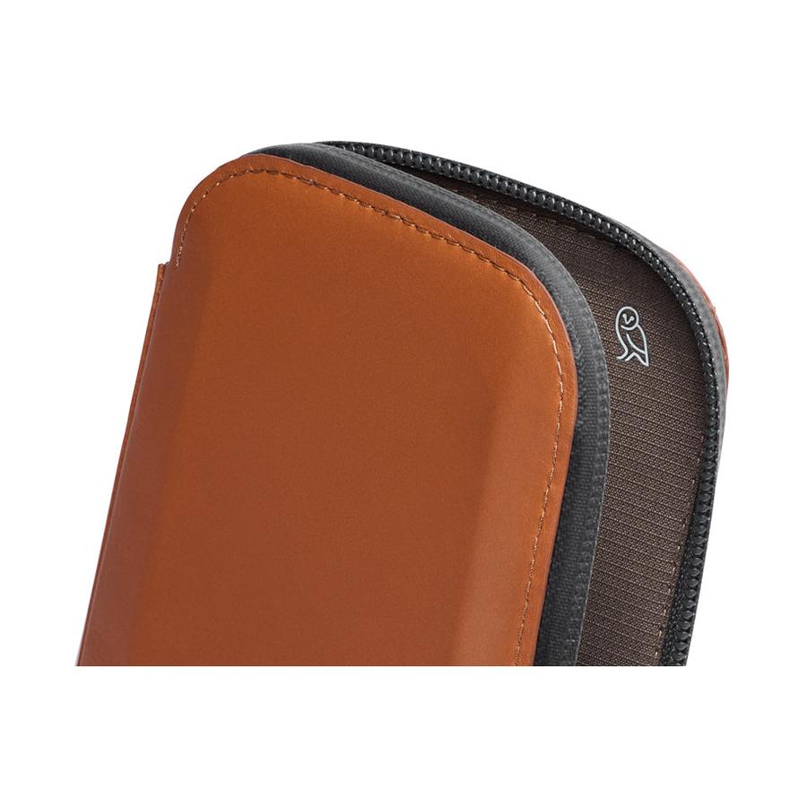 Bellroy All-Conditions Phone Pocket Bronze Bronze