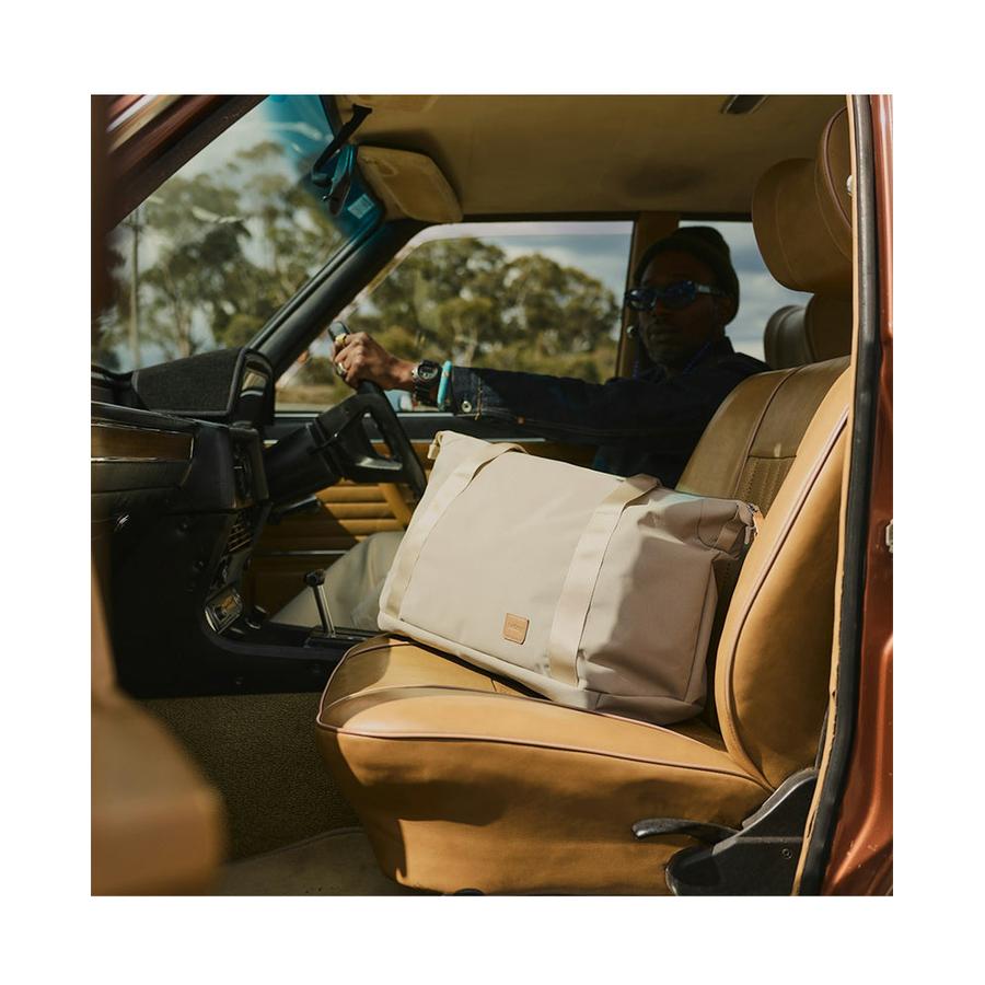 Bellroy Classic Getaway Tote Tahini Tahini