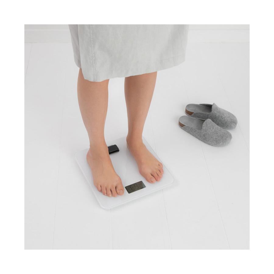 Brabantia ReNew Battery Free Bathroom Scales White White