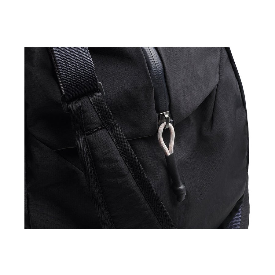Bellroy Lite Duffle 40L Black Black