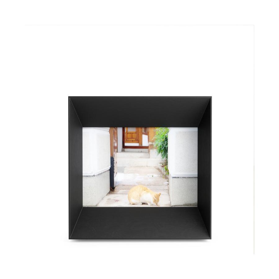 Umbra Lookout Picture Frame (13cm x 18cm) Black Black