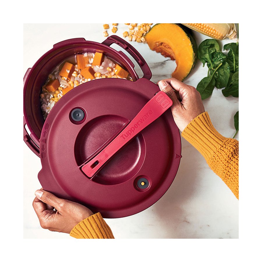 Tupperware Microwave Pressure Cooker Maroon Maroon