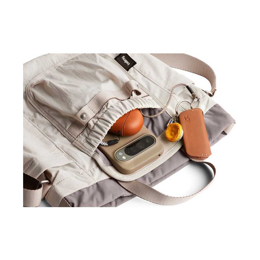 Bellroy Cinch Bucket Bag Oat Oat