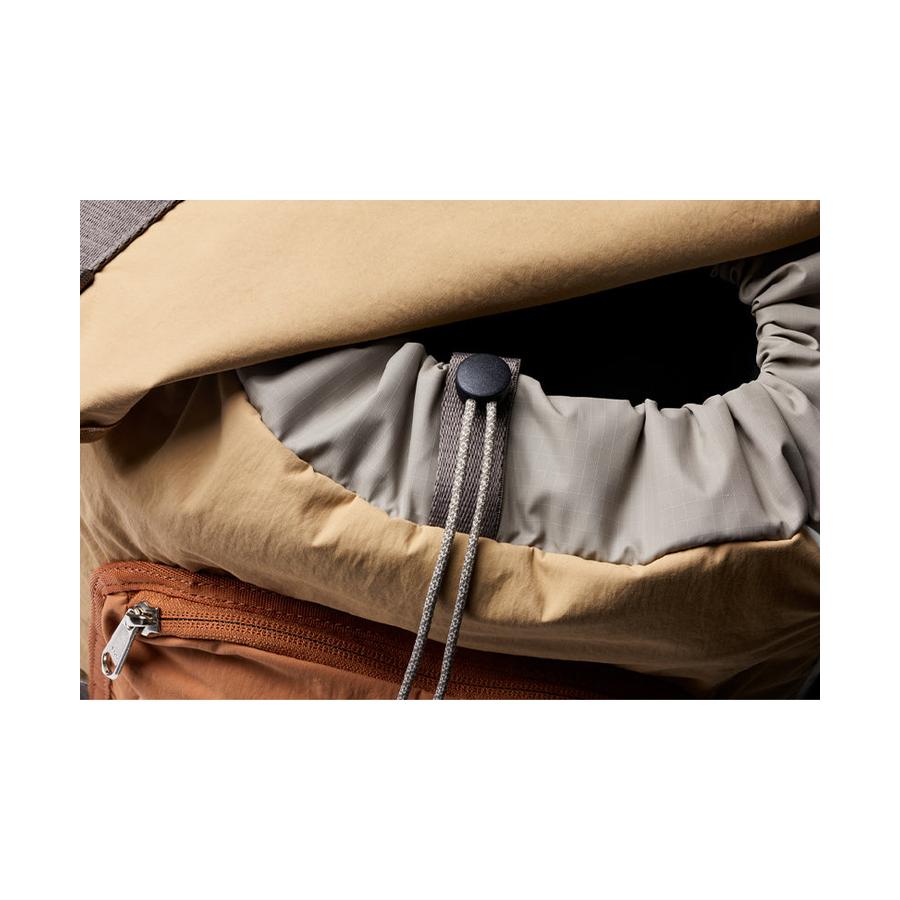 Bellroy Cinch Backpack Sand Dune Sand Dune