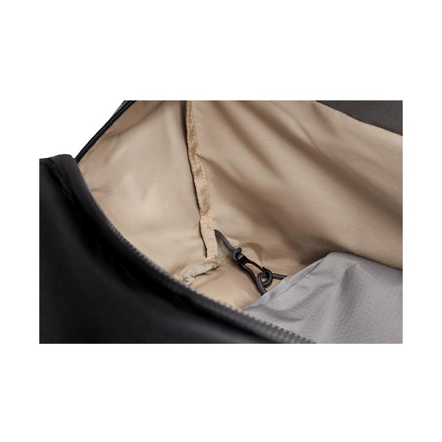 Bellroy Venture Duffle 40L Black Black