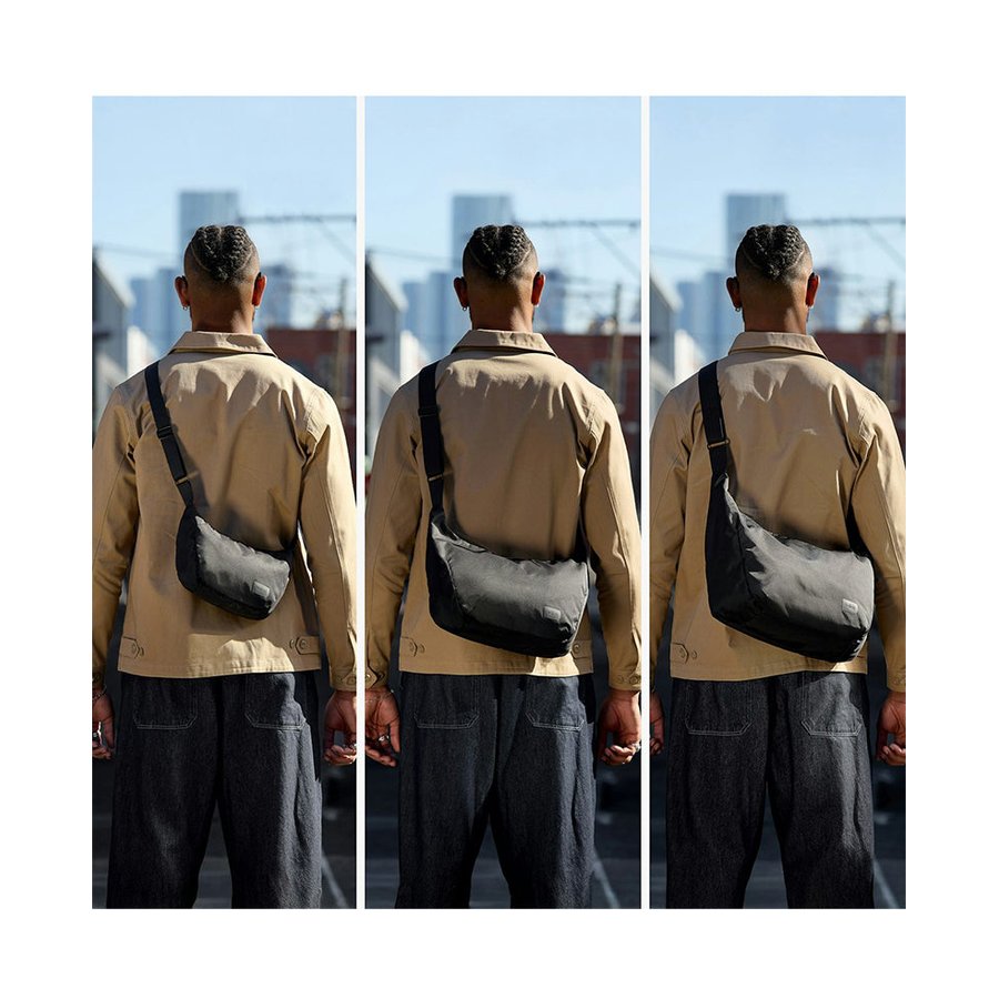 Bellroy Laneway Crescent Bag 12L Ink Ink