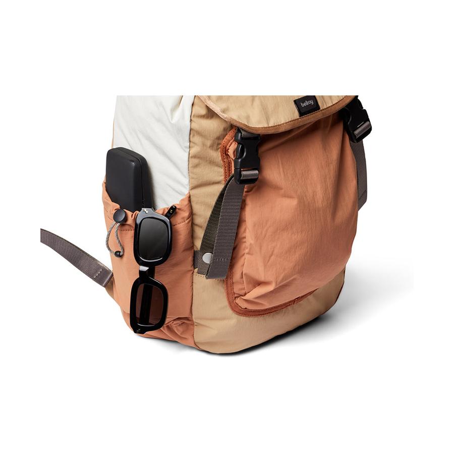 Bellroy Cinch Backpack Sand Dune Sand Dune