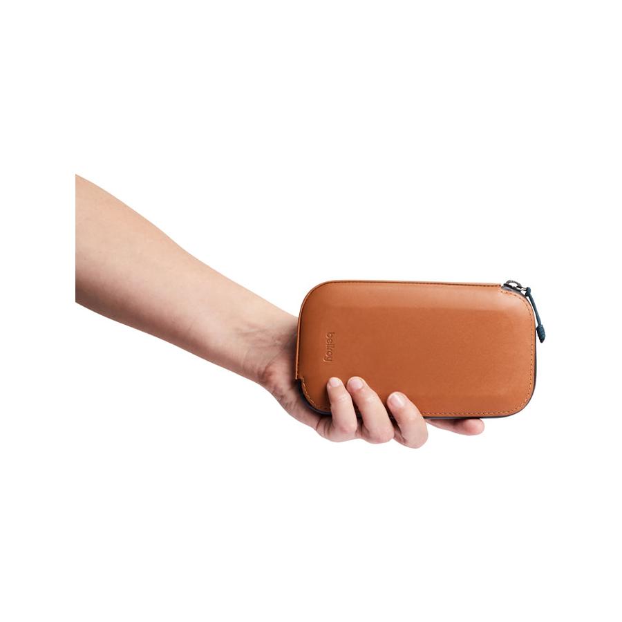 Bellroy All-Conditions Phone Pocket Bronze Bronze