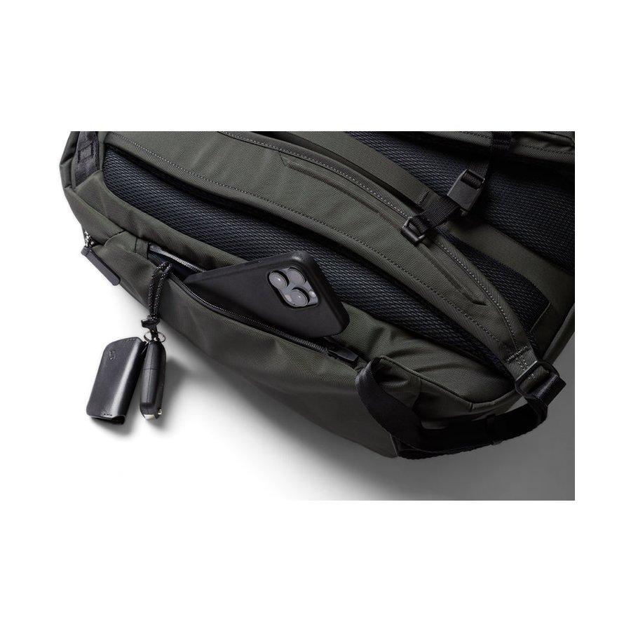 Bellroy Transit Workpack Pro 22L Olive Olive