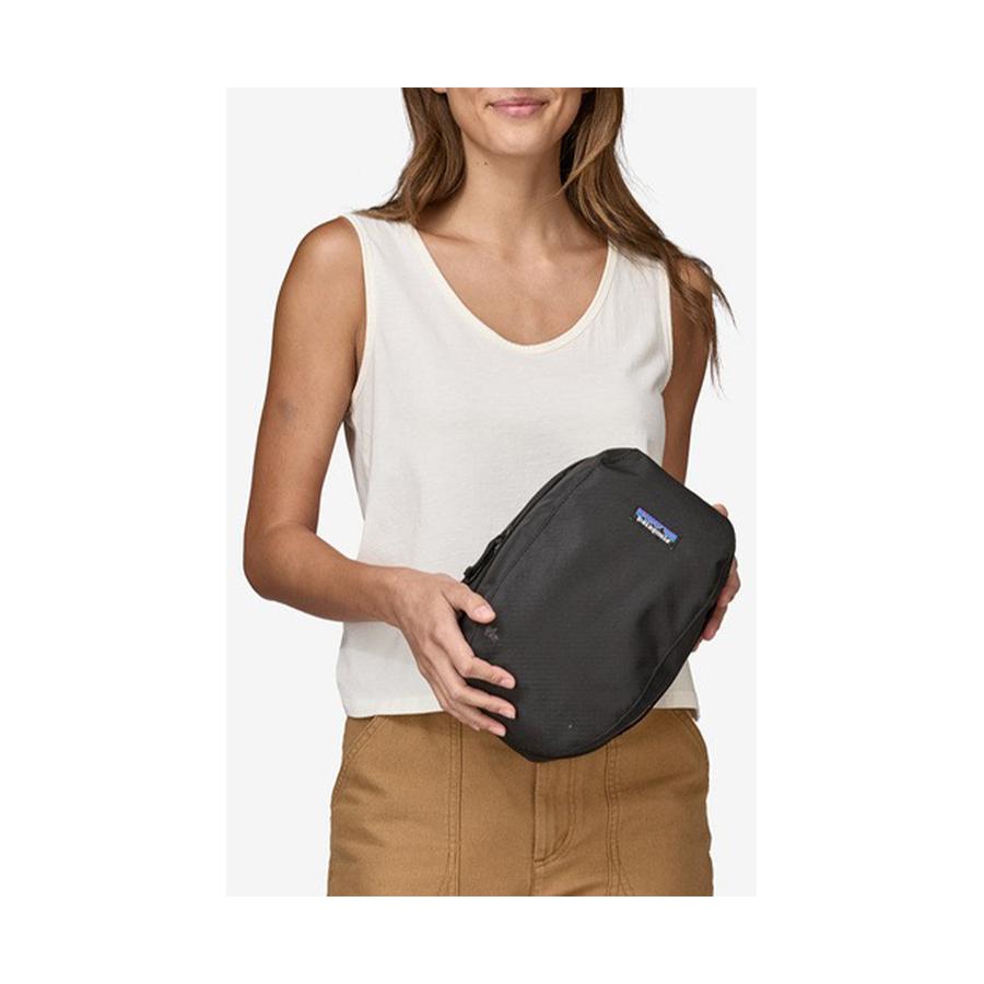 Patagonia Black Hole Cube 6L Black Black