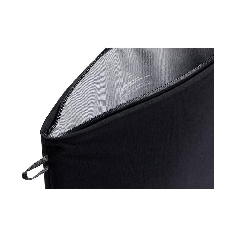 Bellroy Lite 16" Laptop Sleeve Black Black