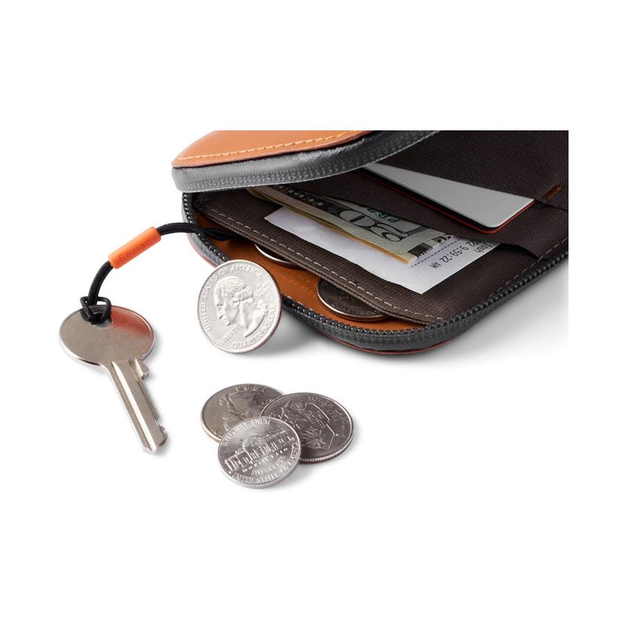 Bellroy All-Conditions Phone Pocket Plus Bronze Bronze