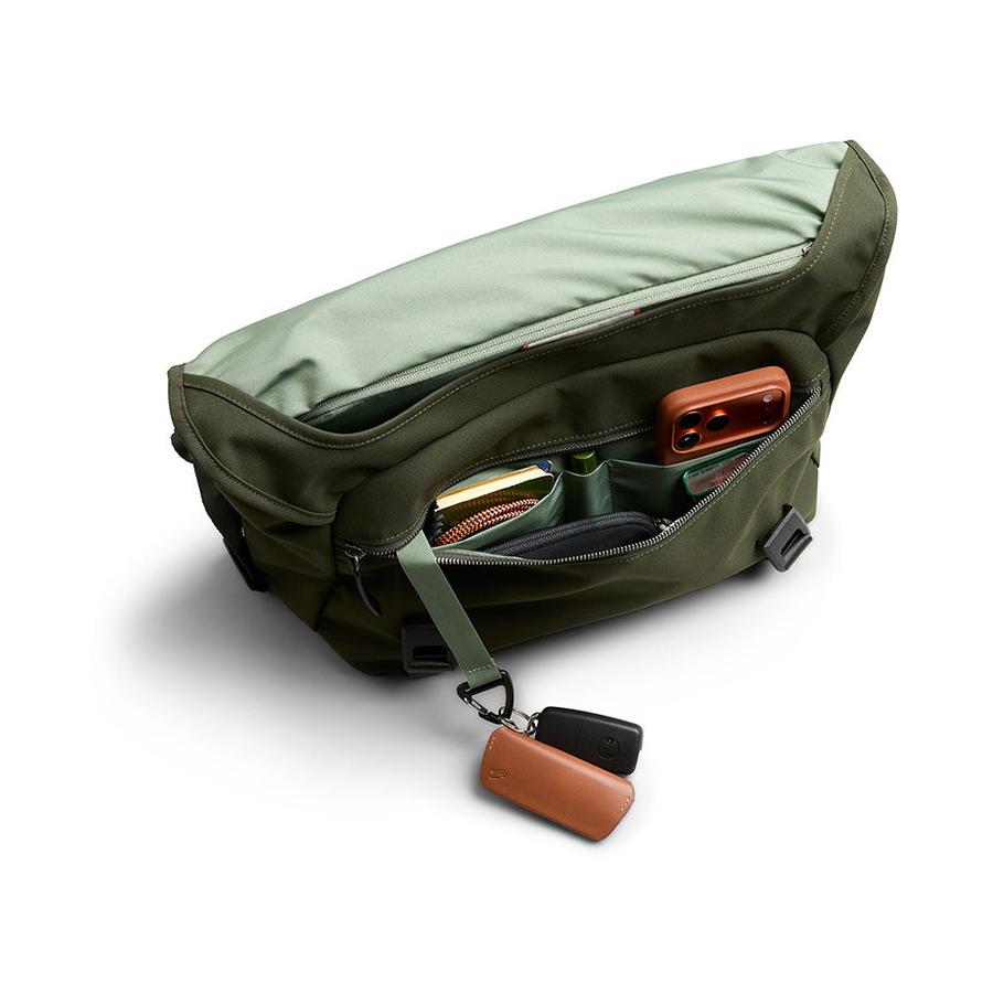 Bellroy Classic Messenger Olive Olive