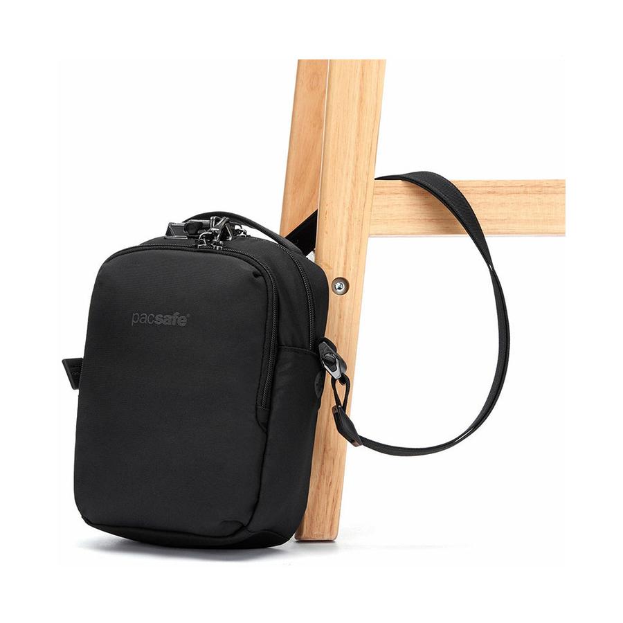 Pacsafe V Anti-Theft Companion Crossbody Jet Black Jet Black
